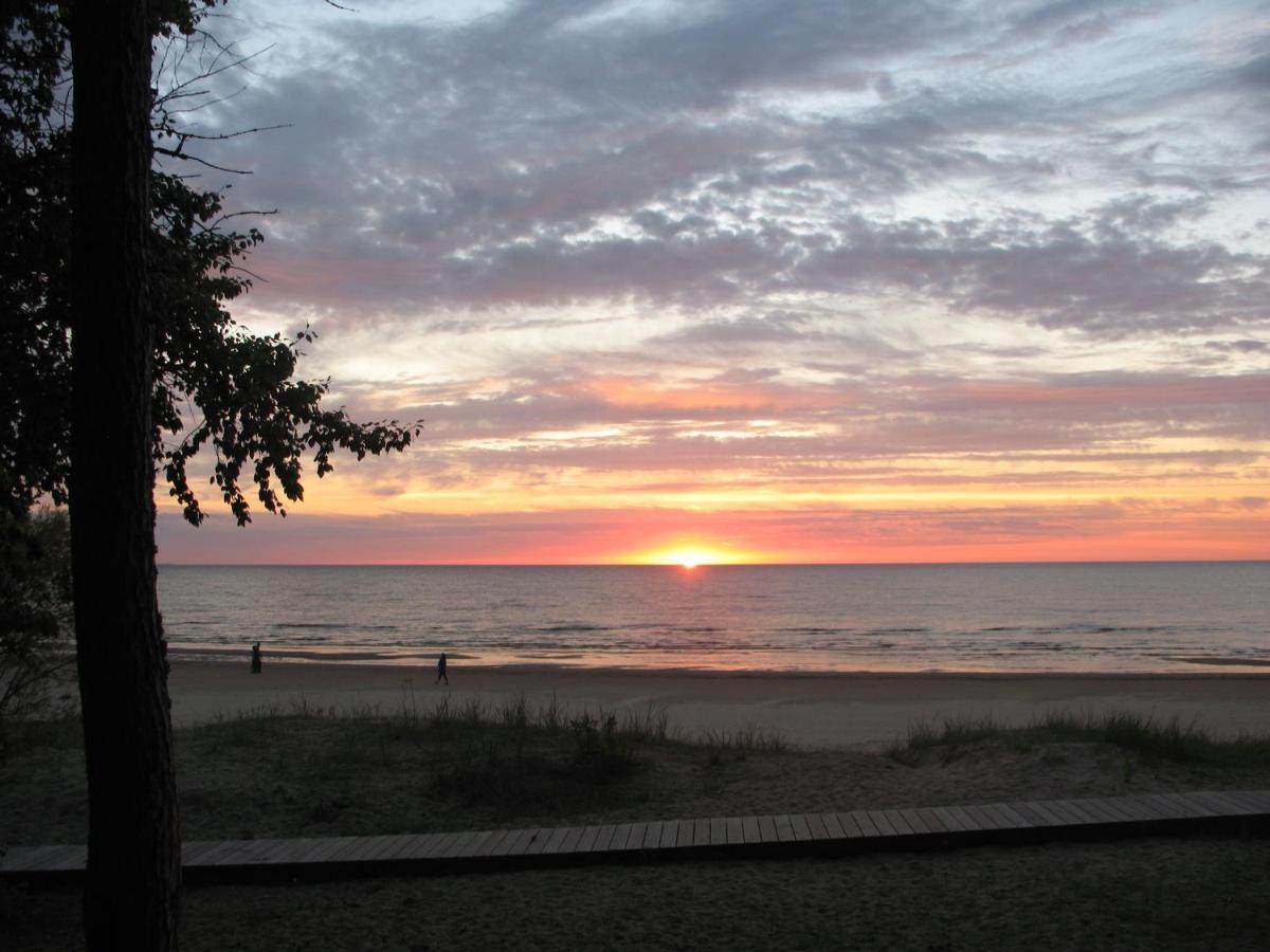 Sunny Beach Apartment Narva-Joesuu Bagian luar foto